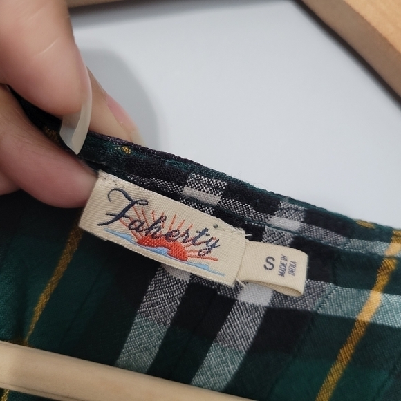 Faherty Green Plaid Yosepha Ruffle Fringe Top - Picture 10 of 15